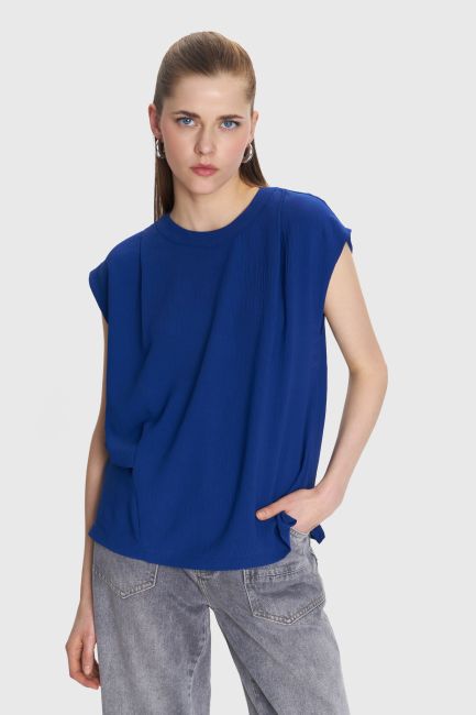 Sleeveless top in monochrome - Blue