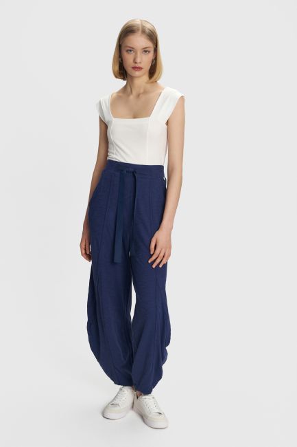 Elastic-waist casual trousers - Ink